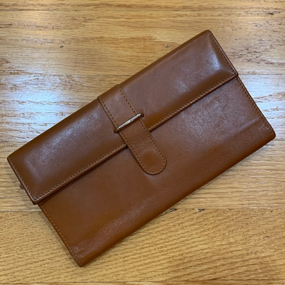 Furla Wallet 🌰 - Picture 1 of 10